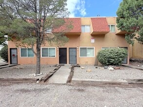 Building Photo - 183 Monte Largo Dr NE