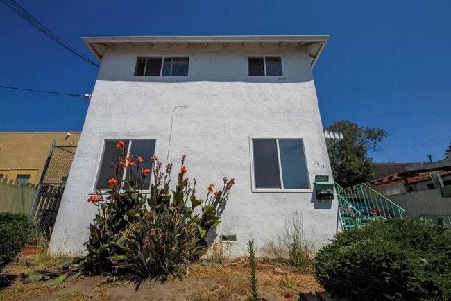 Building Photo - 2911 California St