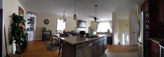 Foto del edificio - 90 Hickory Hill Rd