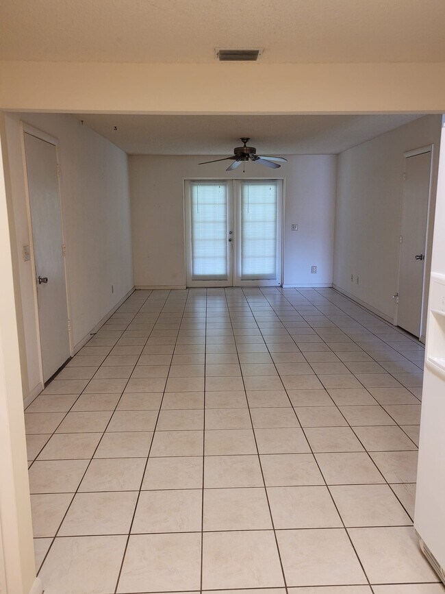 8530 SW 90th St, Ocala, FL 34481 Townhome Rentals in Ocala FL