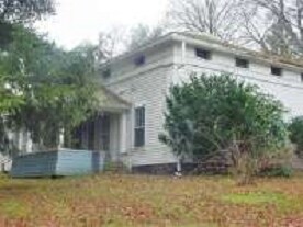 Primary Photo - 9053 Brooks Rd