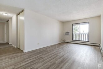 Building Photo - Clover Meadows