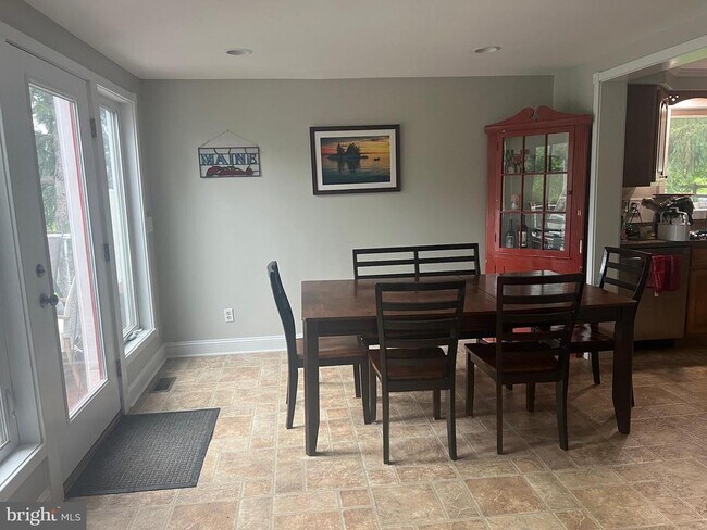 Foto del edificio - 12122 Woodsboro Pike