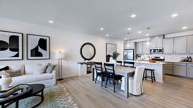 Foto del edificio - 2474 Hutch Ln