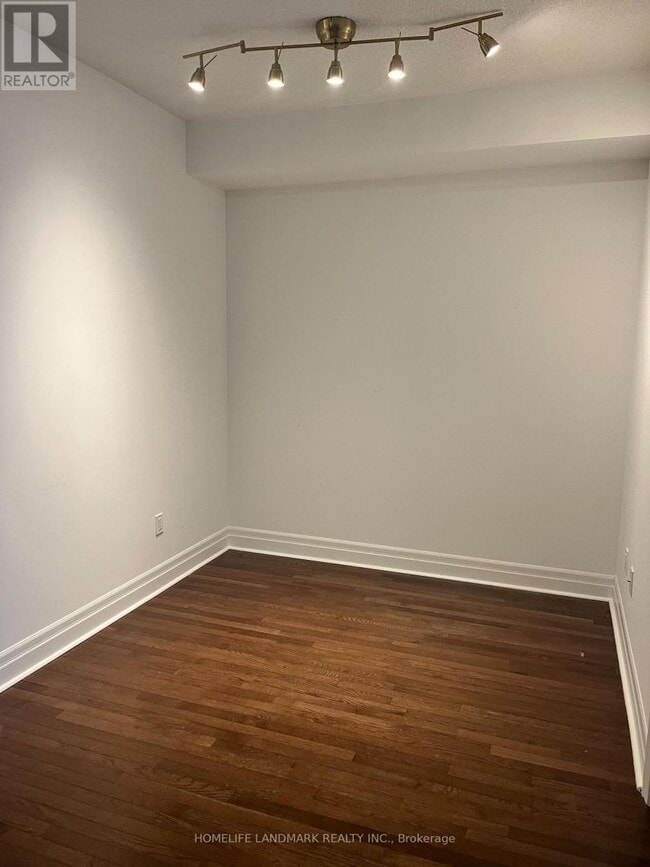 Building Photo - 35 Balmuto St