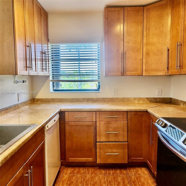 Foto del edificio - 1617 Jefferson Ave