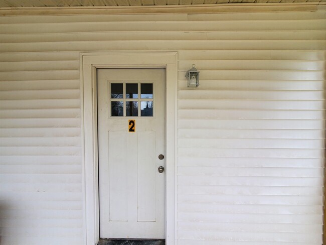 Building Photo - 17 Canaan St