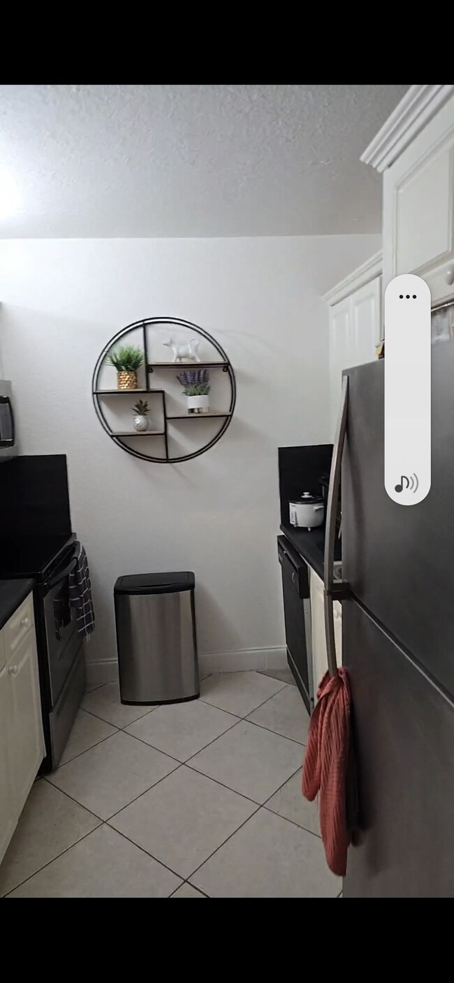 Foto del edificio - 11453 NW 39th Ct