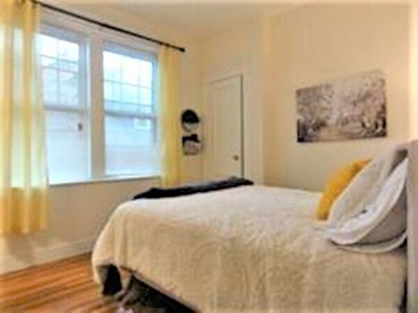 Foto del edificio - 153 Strathmore Rd
