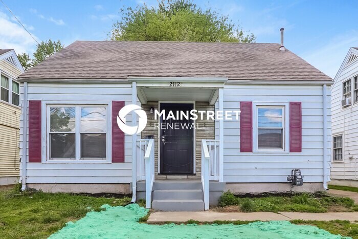 Primary Photo - 4 Bedroom Pet-Friendly Home in Louisville,...