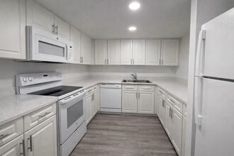 Building Photo - 17350 NW 68th Ave