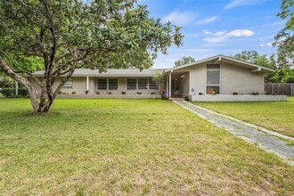 Building Photo - 25446 SW 5 Ave