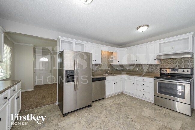 Building Photo - 201 E Hale St