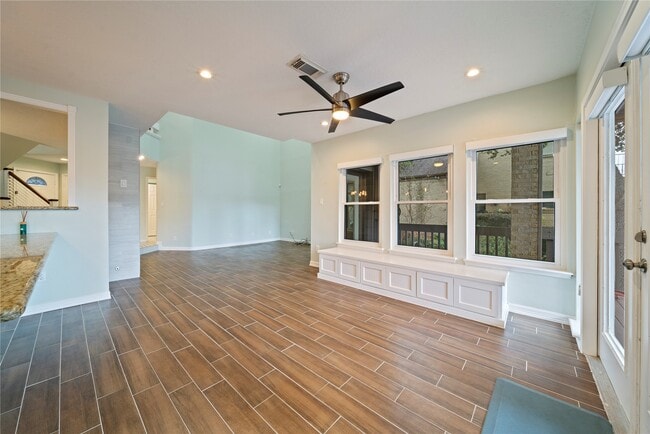 Building Photo - 2662 Sailboat Dr