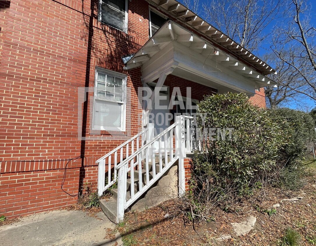 Primary Photo - Four Bedroom Apartment on Napier Avenue