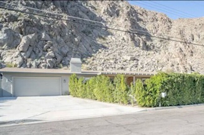 Foto del edificio - 46755 Highland Palms Dr