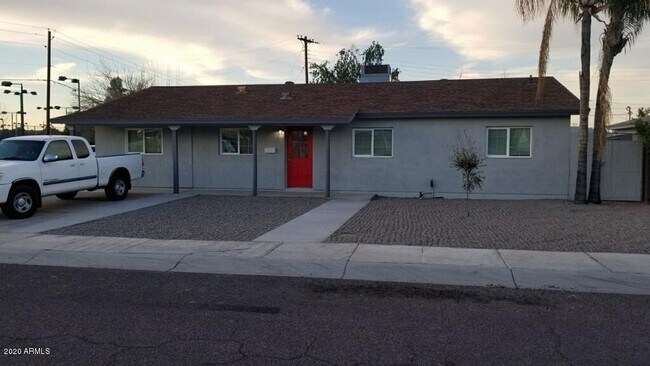 Building Photo - 2058 W Citrus Way