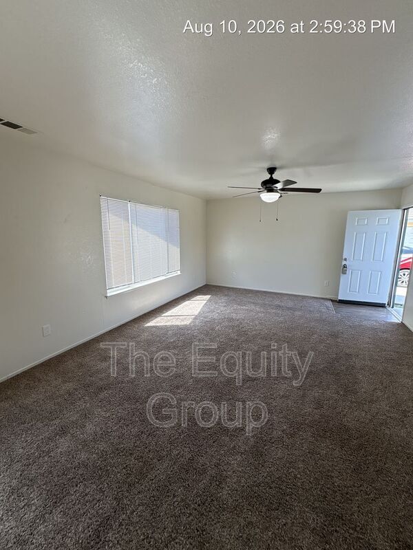 Foto del edificio - 983 N Lynora St