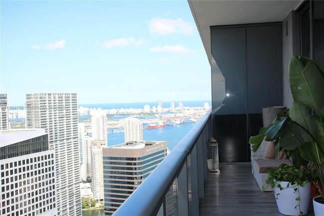 Foto del edificio - 801 S Miami Ave