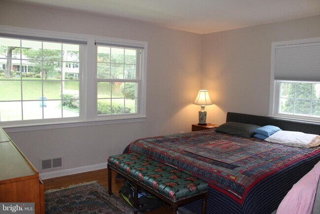 Foto del edificio - 3606 Barkley Dr