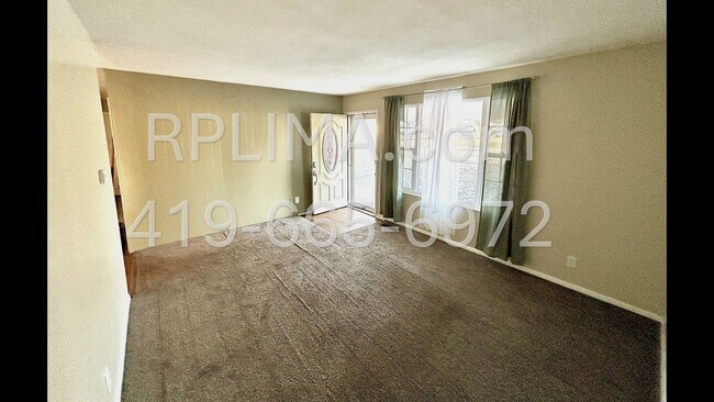 Foto del edificio - 602 MacKenzie Dr