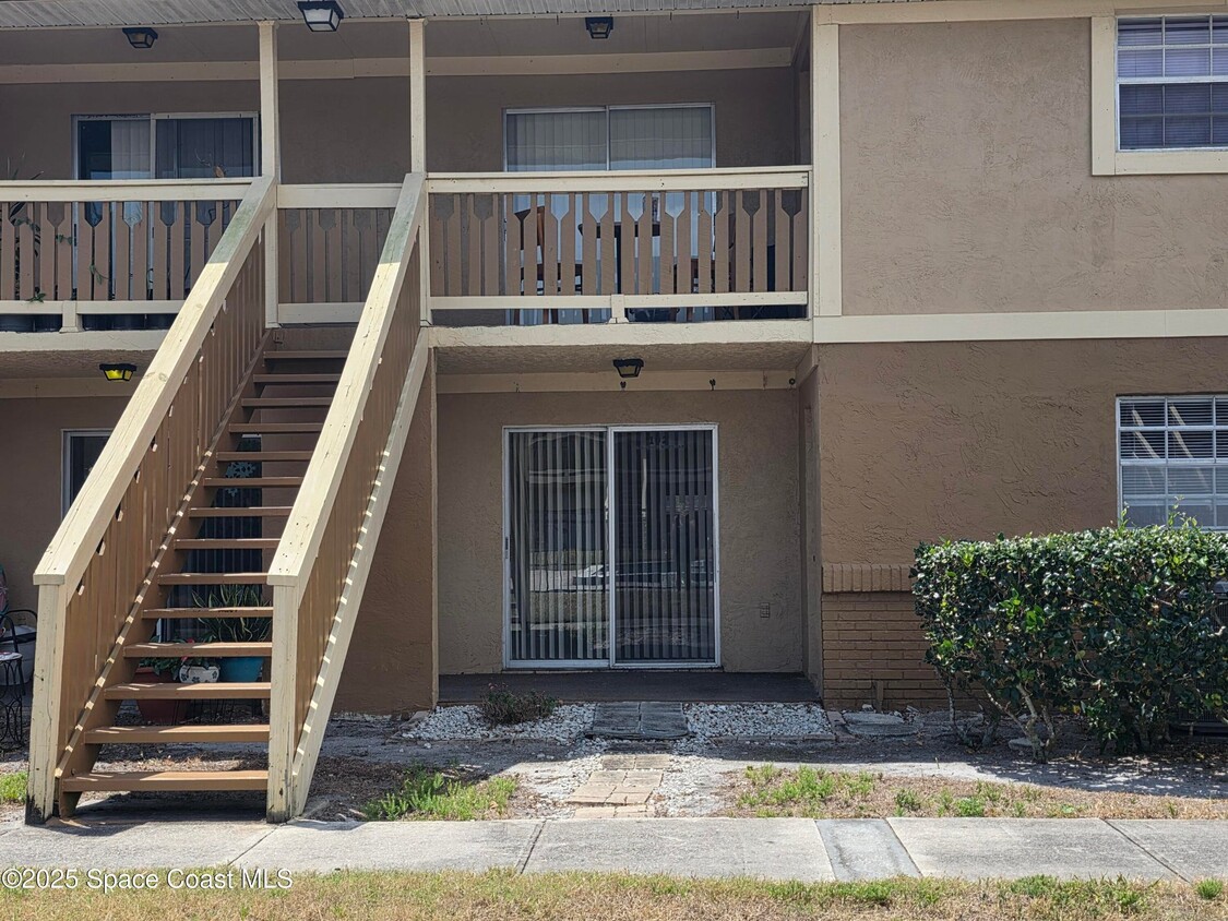 Foto principal - 102 Preston Ln