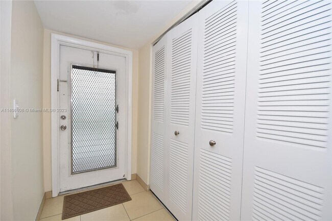 Foto del edificio - 7500 NW 5th Pl