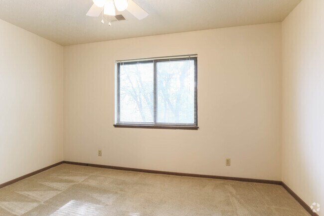 1BR, 1BA - 570SF - Orchard Park