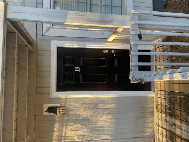 Foto del edificio - 1435 Fernwood Glendale Rd