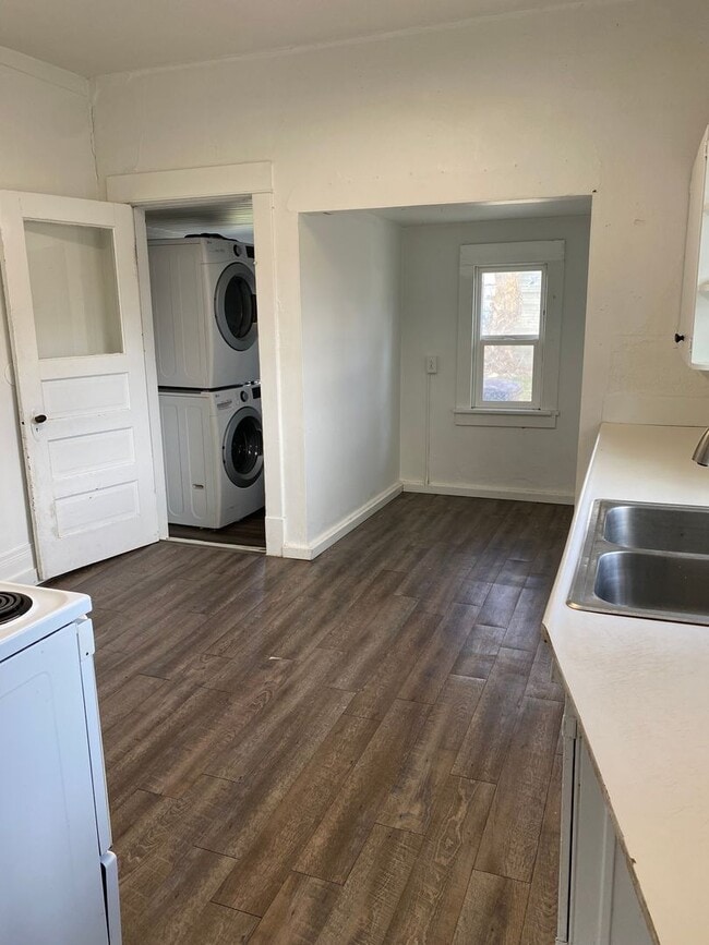 2 Bedroom 1 Bath Home Near Kendall Yards House Rental in Spokane, WA