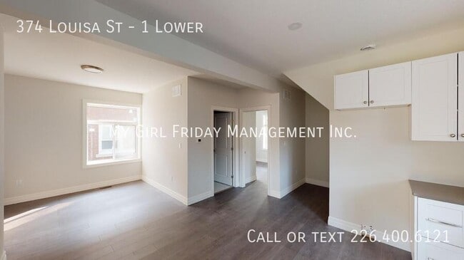 Building Photo - 374 Louisa St