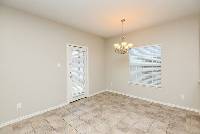 Foto del edificio - 116 Callender Dr