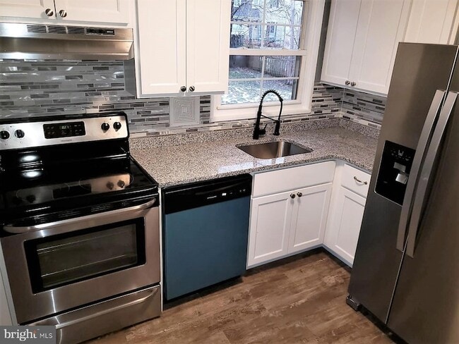 Photo - 1314 Woodbridge Road Unit House