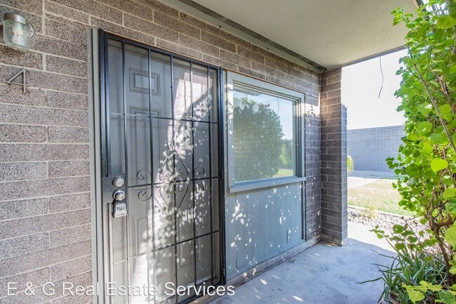 Foto del edificio - 1722 E Ocotillo Rd