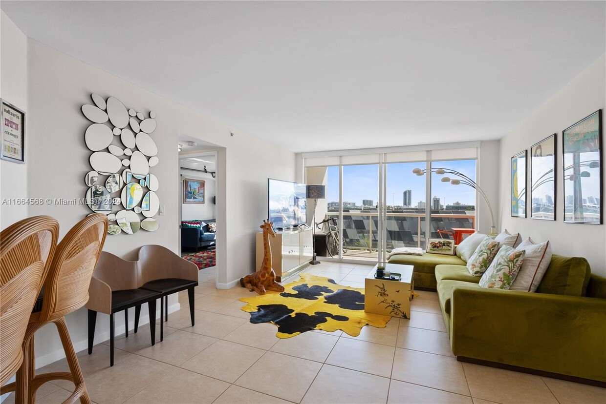 Foto principal - 1800 Sunset Harbour Dr