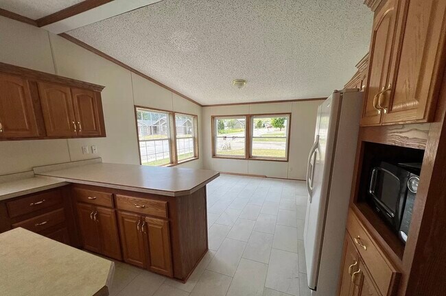 Building Photo - 714 Northridge Dr
