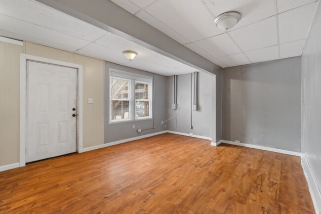 Building Photo - 3749 S Washington St