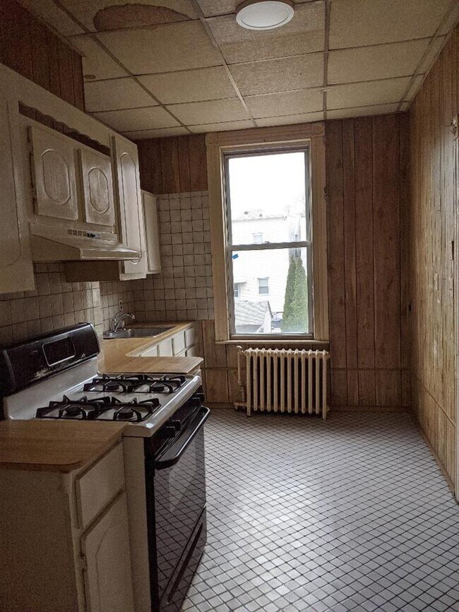 Foto del edificio - 14 Beacon Ave