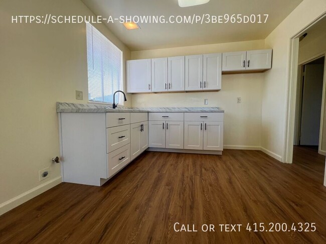 Building Photo - 168 Rosarita Dr