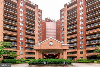 Building Photo - 2230 George C Marshall Dr