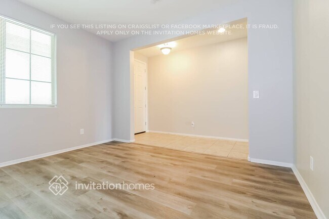 Foto del edificio - 10229 W Marguerite Ave