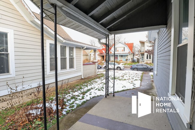 Photo - 1418 Olive St House