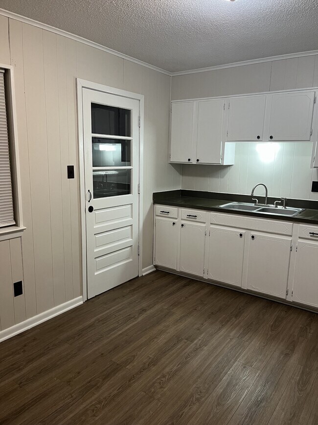 Foto del edificio - 2206 33rd Ave