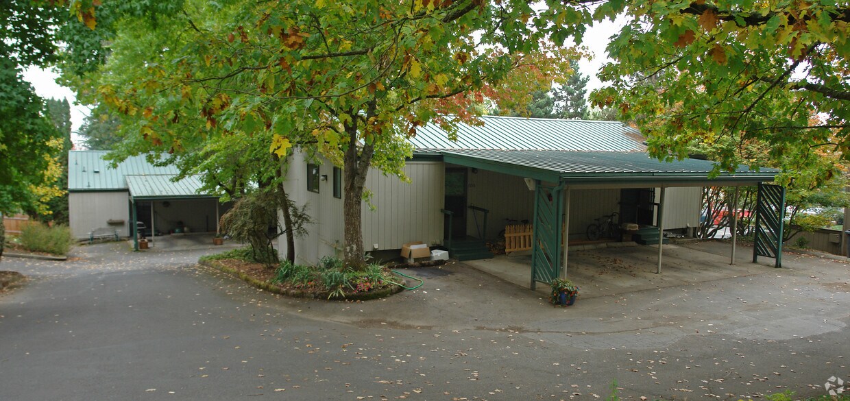 Primary Photo - 1214-1232 Dorval Dr NW