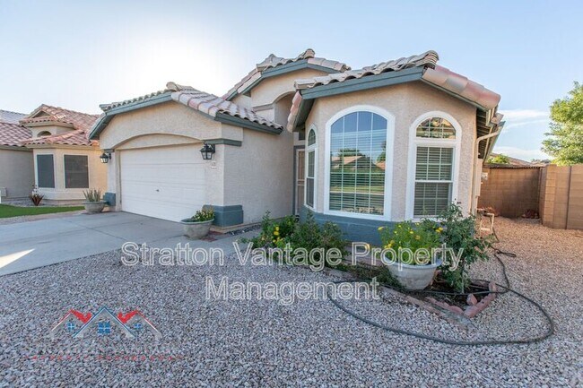 Foto del edificio - 1428 E Silver Creek Rd