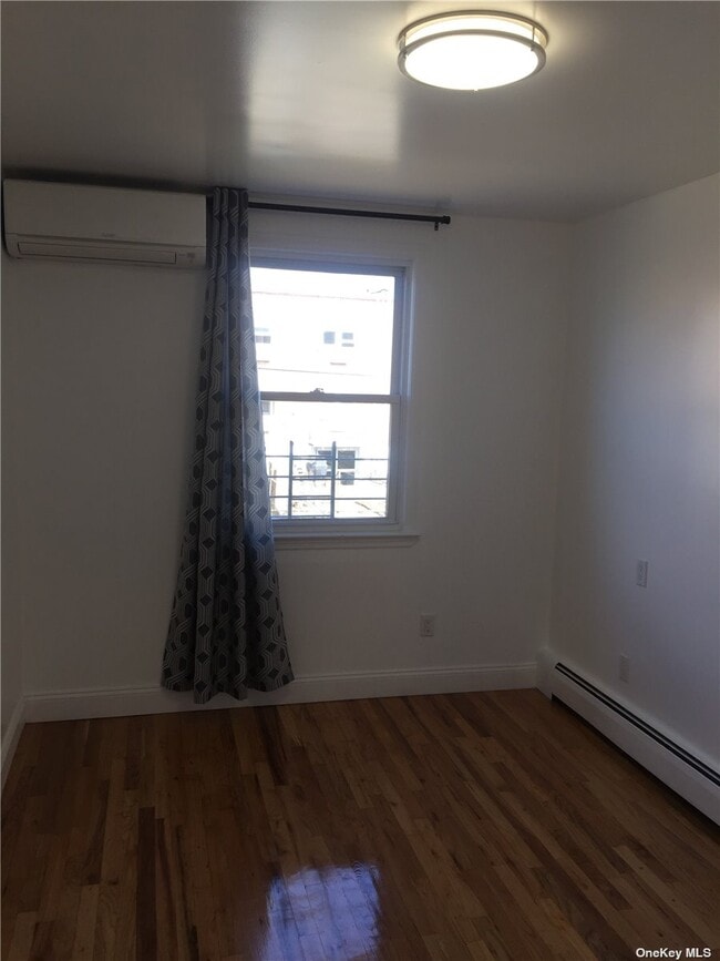 Building Photo - 144-51-144-25 25th Rd