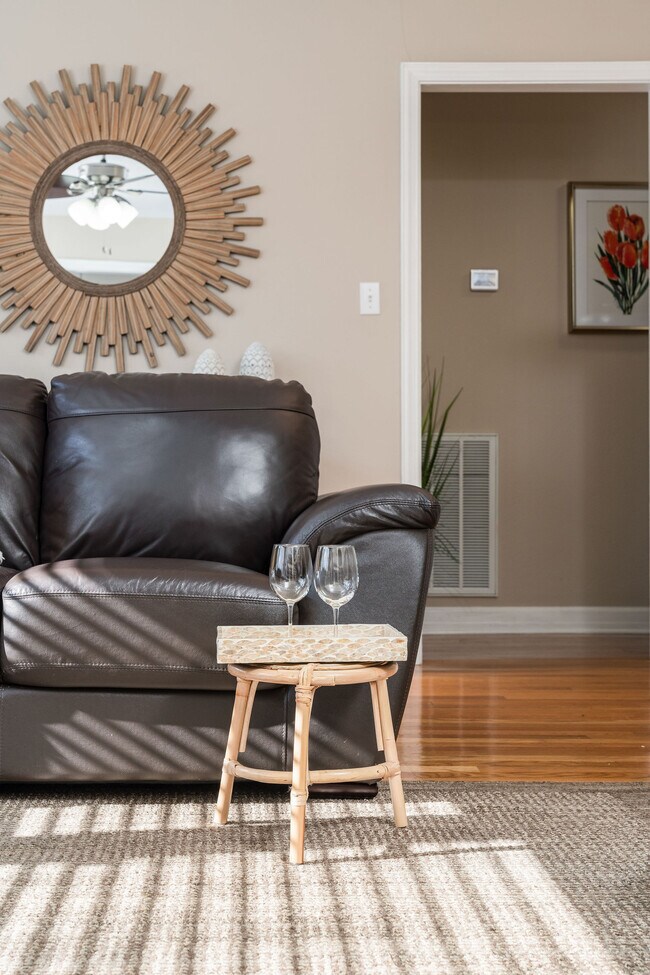 Building Photo - 487 Kentucky Ave