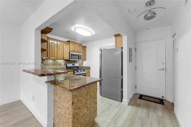 Foto del edificio - 7840 Camino Real