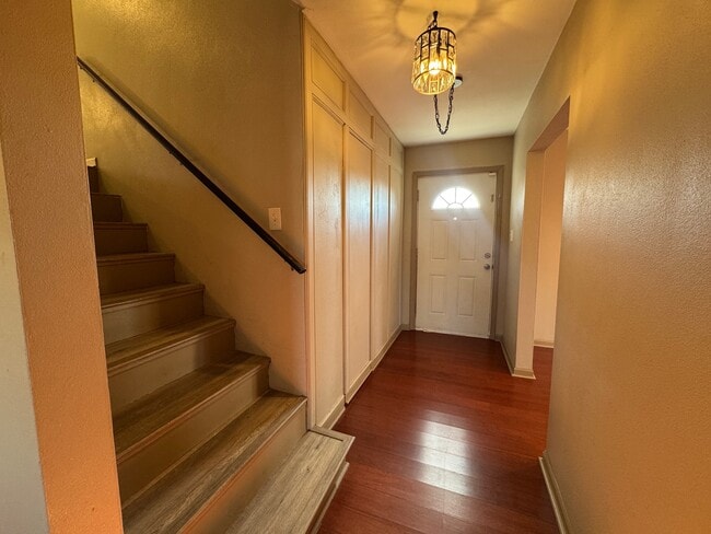 Foto del edificio - 1208 Toft St