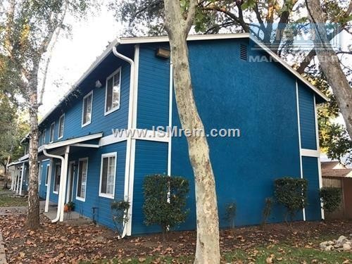 Building Photo - 1147 N Cedar St